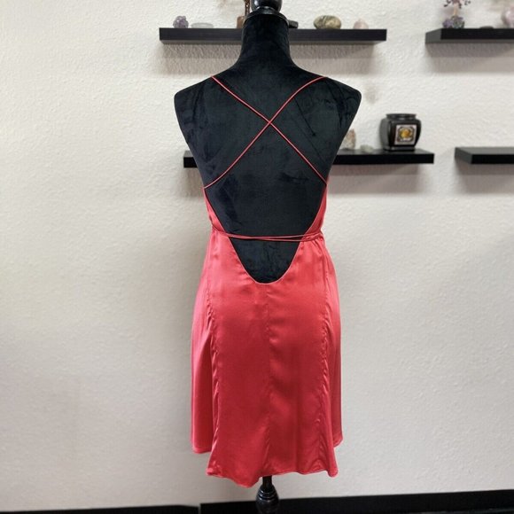 Michelle Mason Little Red Dress Wrap Minidress in Scarlet Silk - Picture 8 of 14